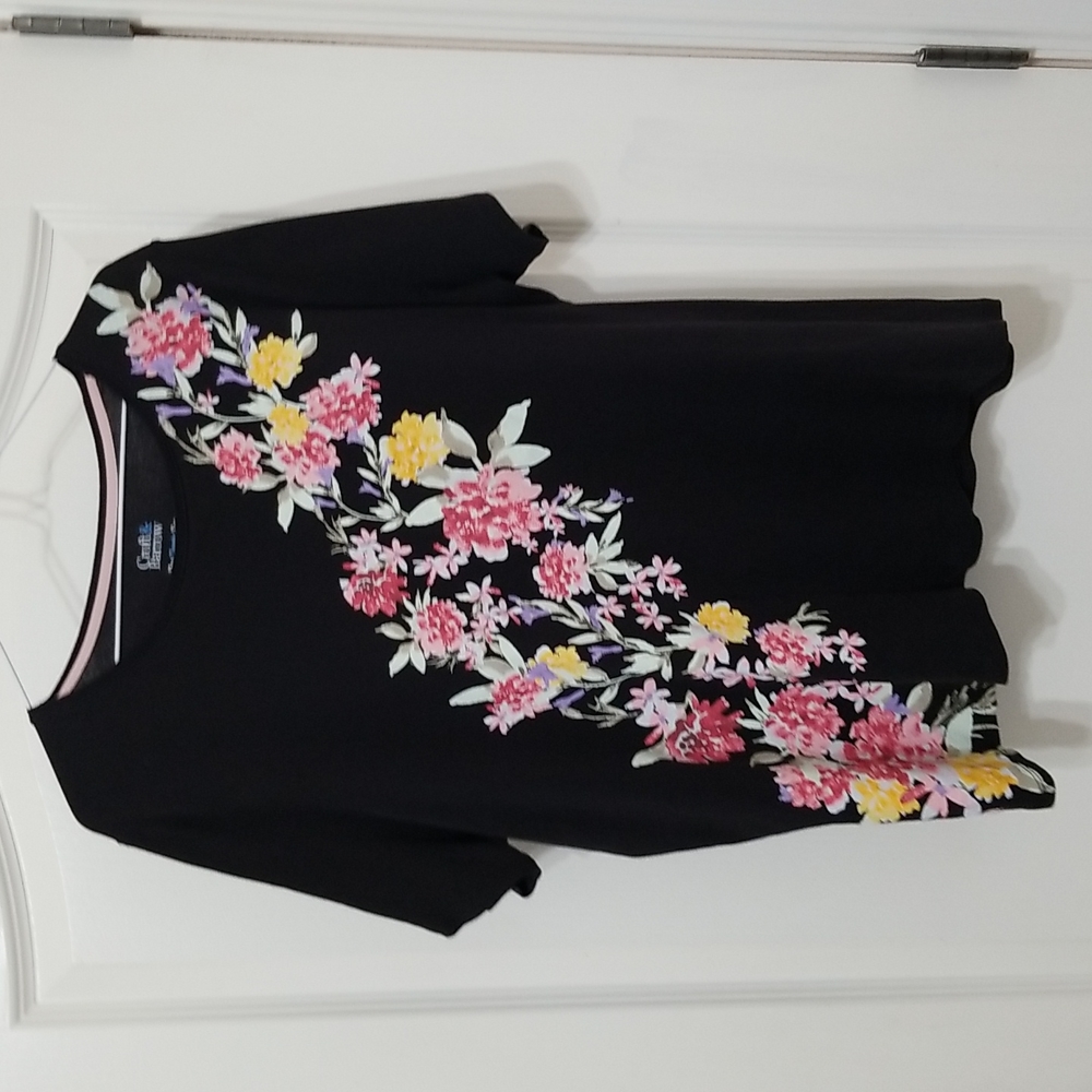 Croft & Barrow Black With Floral Print T-shirt Size 1X